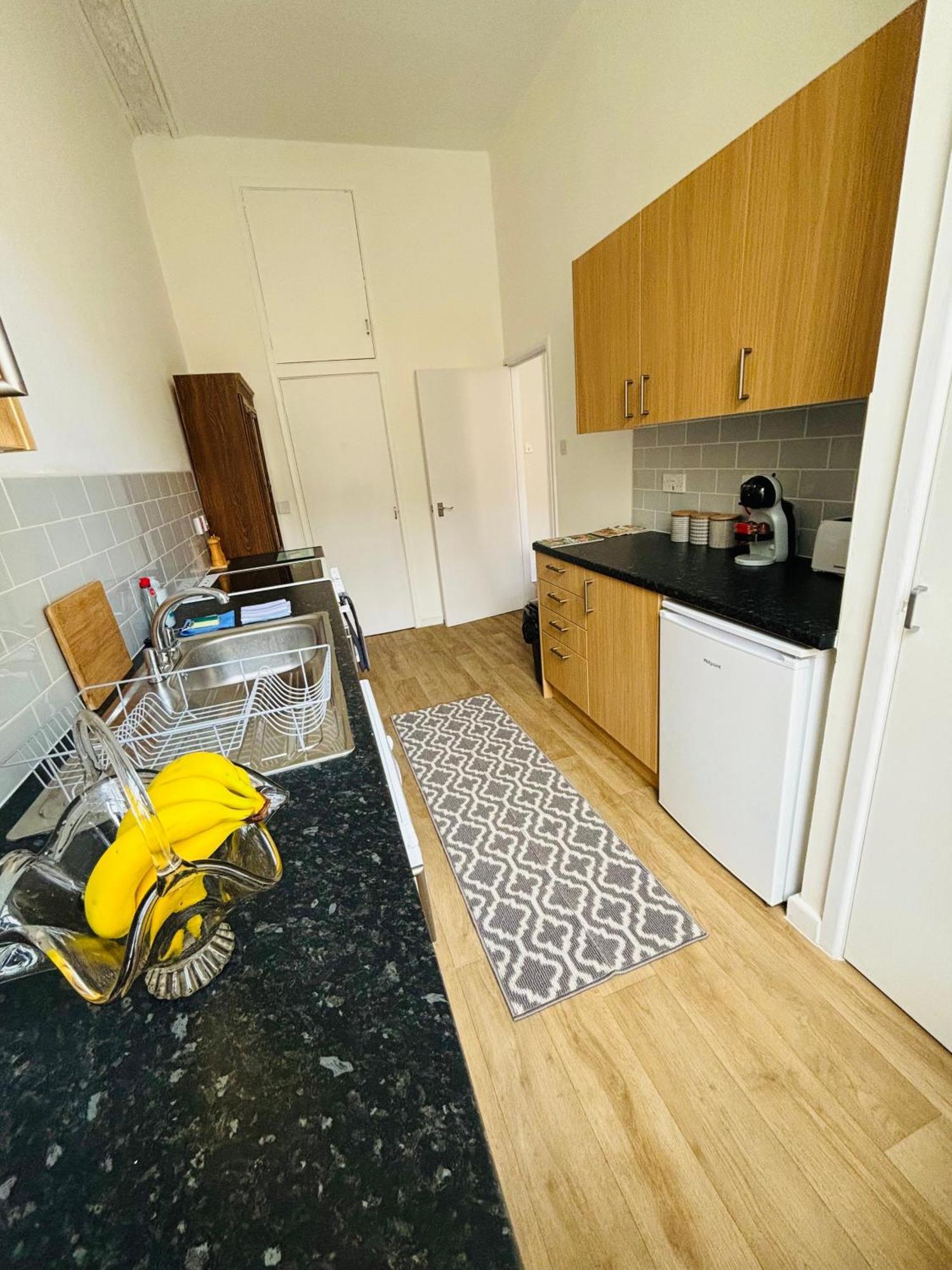 Charming Apartment In The Heart Of Bath Esterno foto